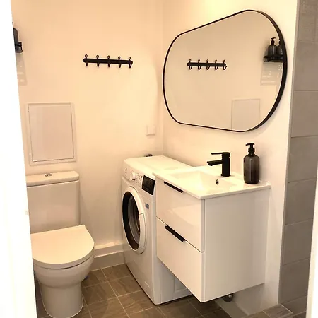 Center Maneezi アパート タリン