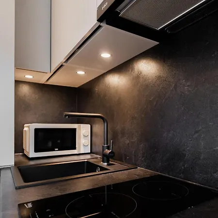 Center Maneezi * 塔林