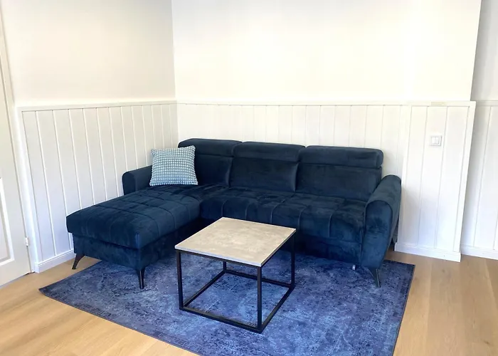 Center Maneezi Apartament